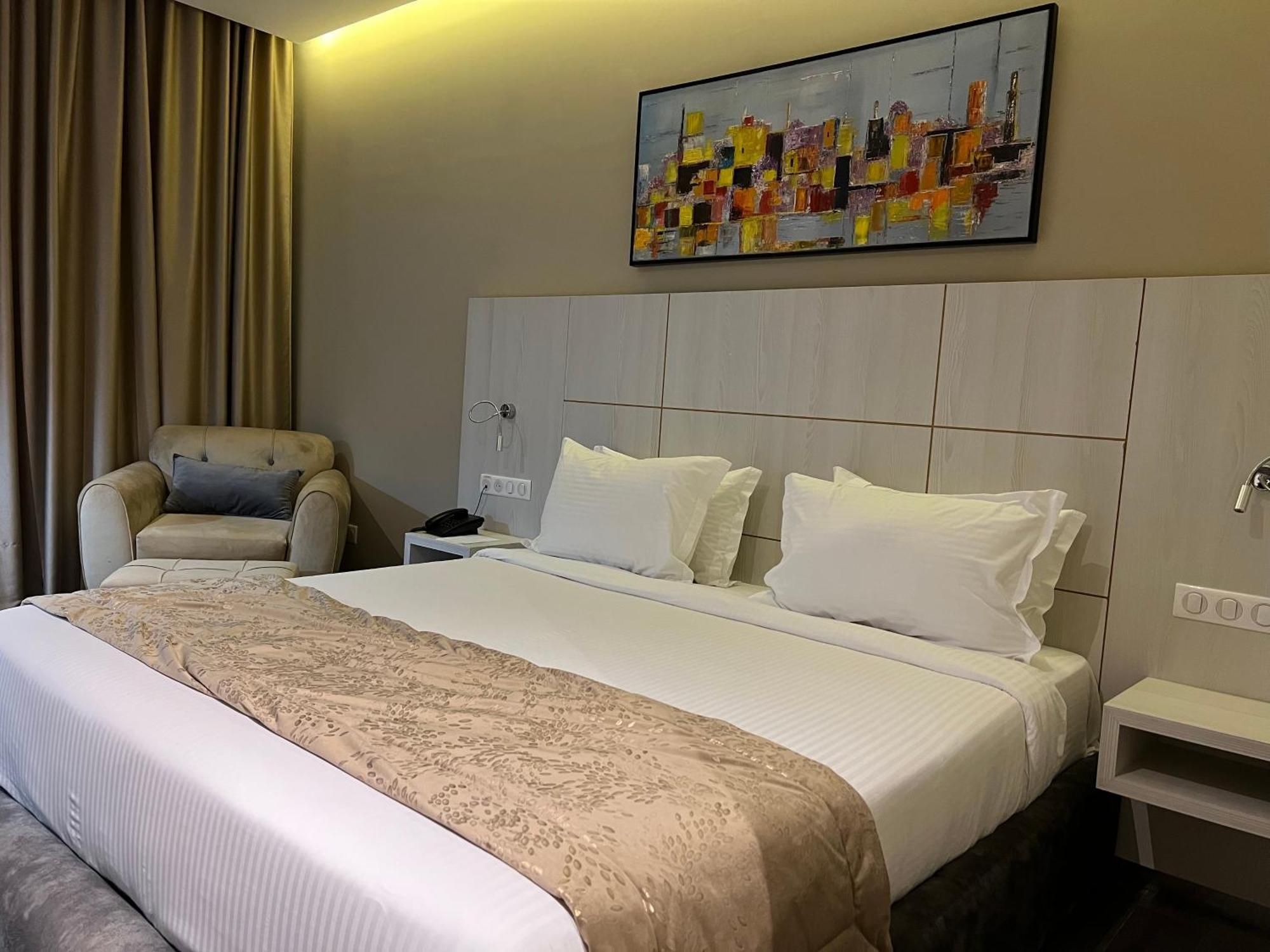 Hotel Ben Aouda & Spa Tipaza Bagian luar foto