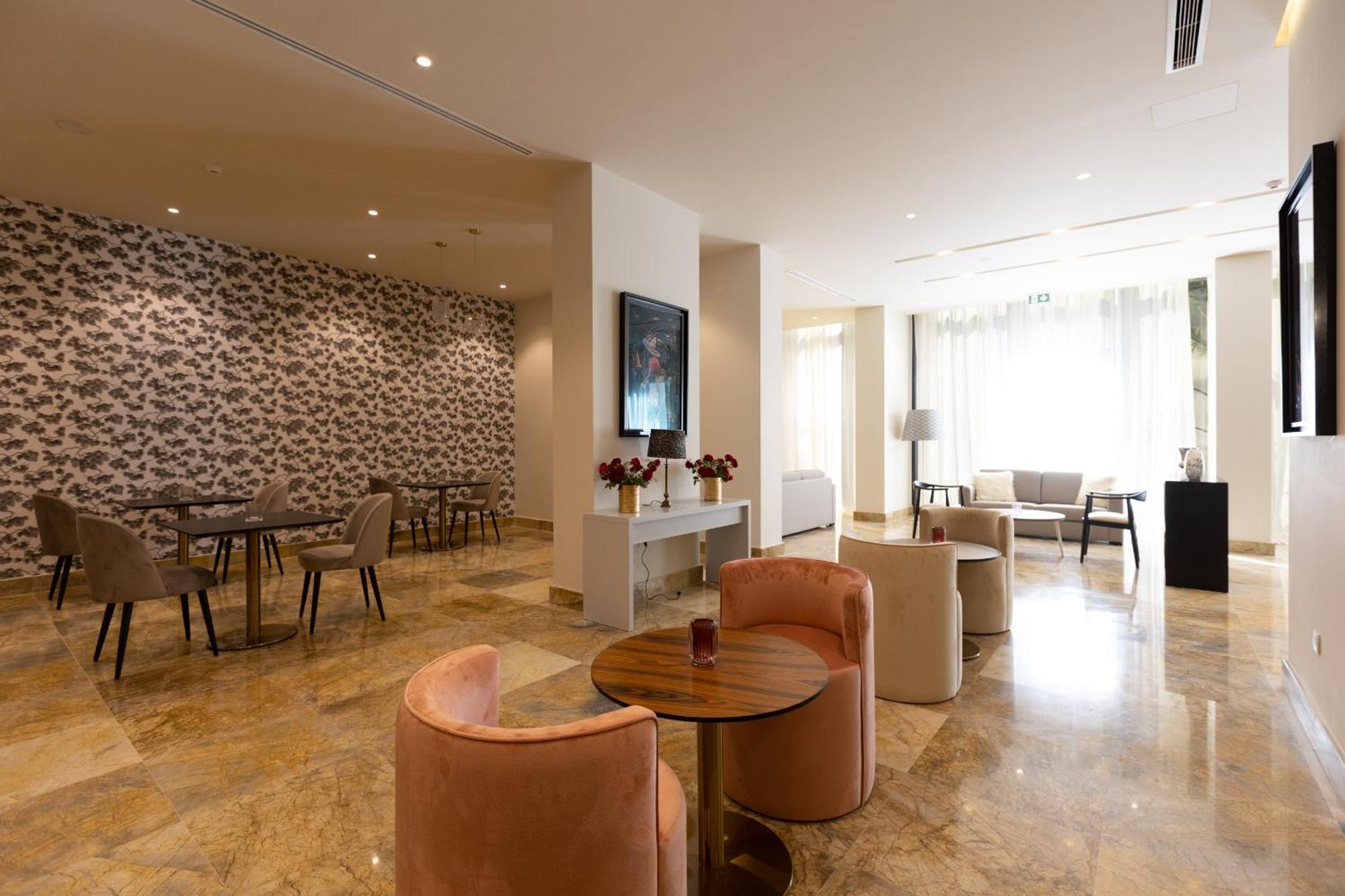 Hotel Ben Aouda & Spa Tipaza Bagian luar foto